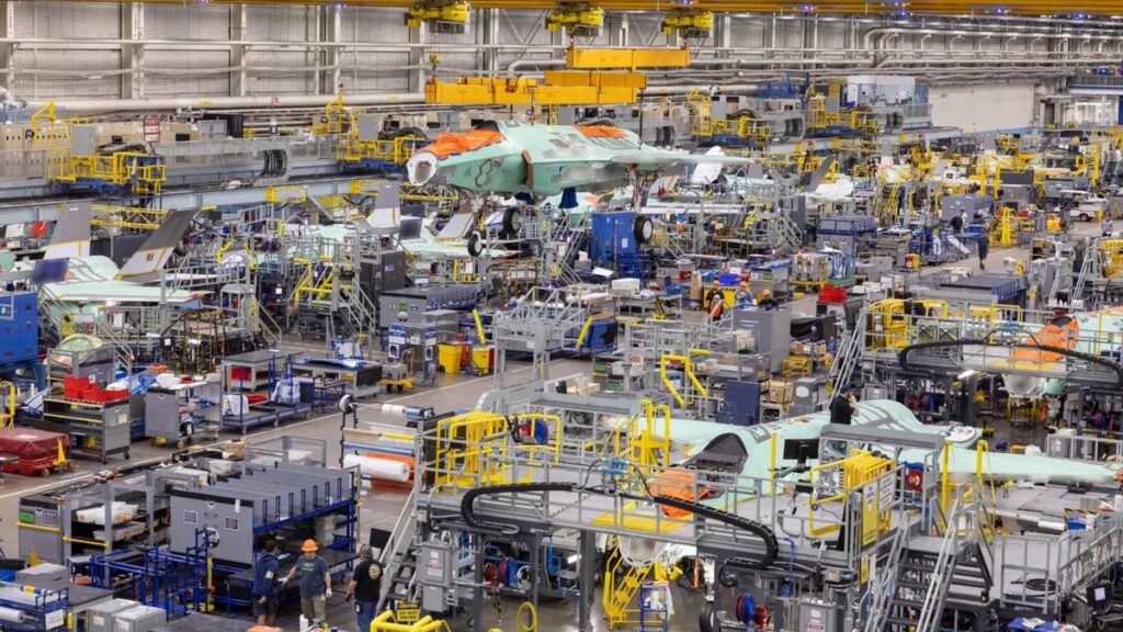 İsviçre’nin İlk F-35A’sı İtalya’da Şekilleniyor F-35A