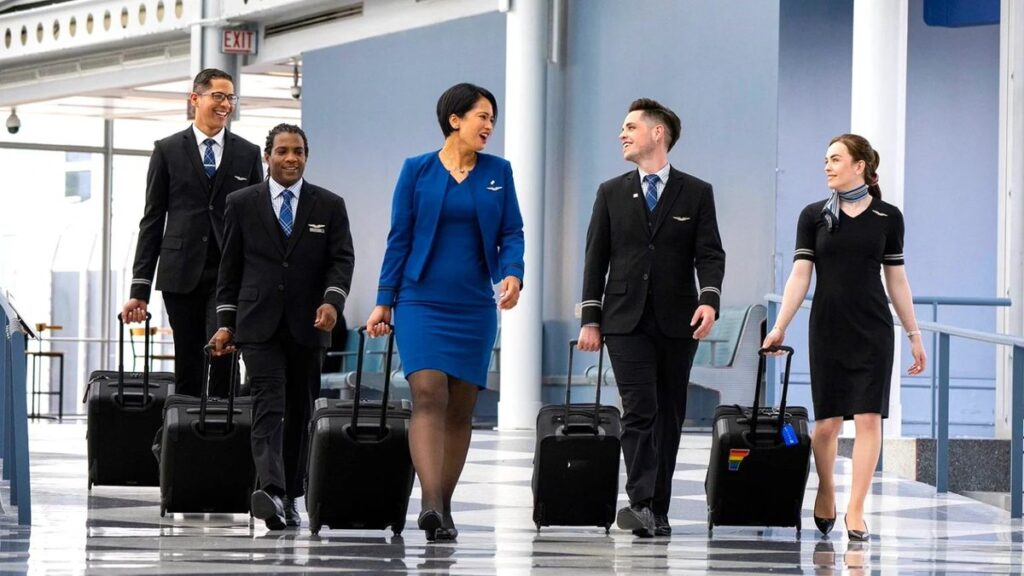 United Airlines’tan Kabin Ekiplerine Trip-Trading Uyarısı United Airlines