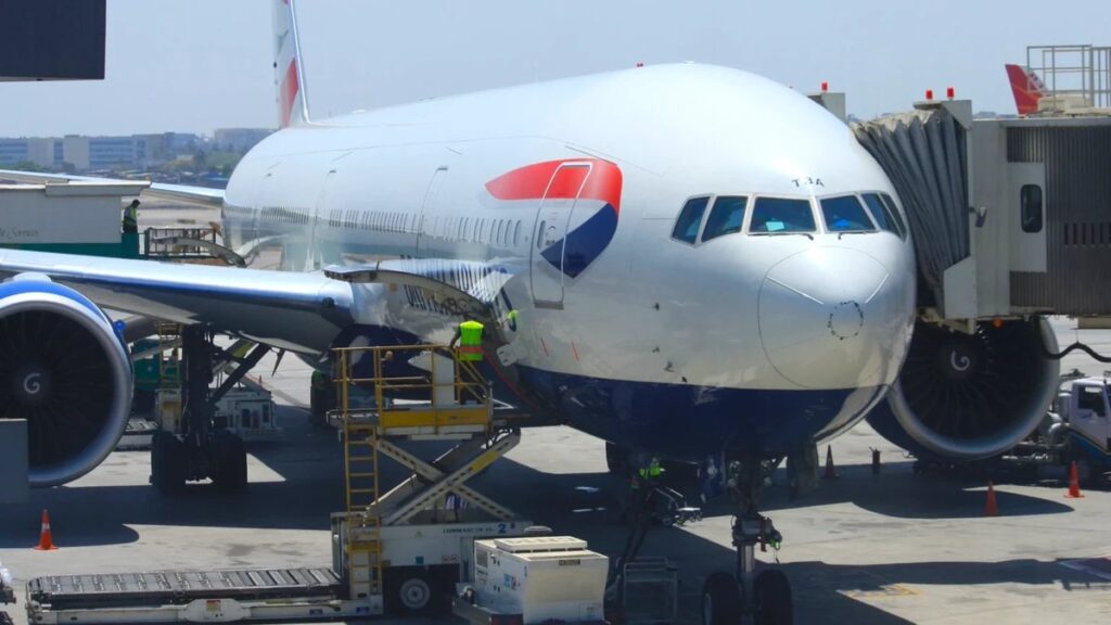 British Airways Uçağının Acil Tahliye Kaydırağı Montreal’de Açıldı British Airways
