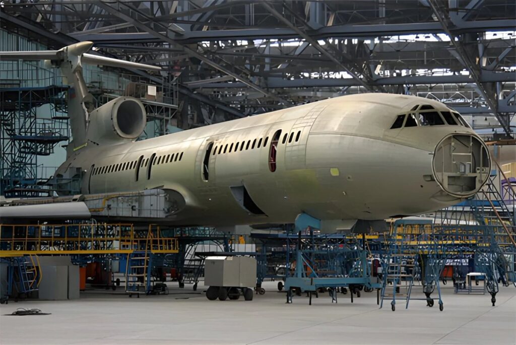 Rusya 30 Yıllık Tu-324 Tasarımını Aurus Business Jet İçin Canlandırıyor Aurus