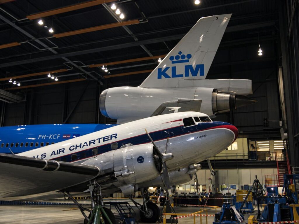 KLM