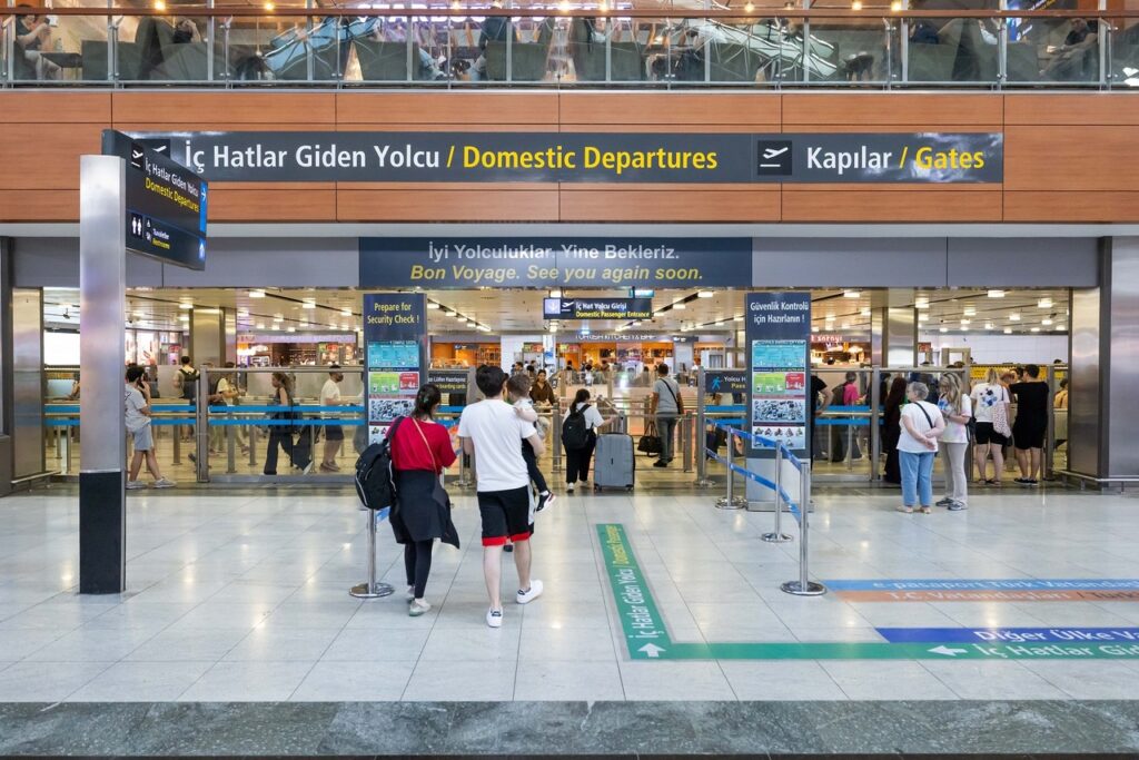 Sabiha Gökçen’de Tarihi Günlük Yolcu Ve Uçuş Rekoru