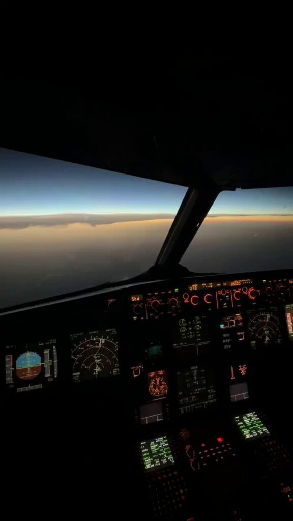 A320 Kokpitinden Tam Güneş Tutulması Görüntülendi A320