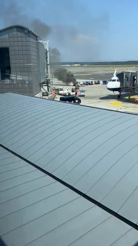 Milano Malpensa’da Bagaj Aracında Yangın: Bagajlar Hasar Gördü Milano Malpensa Havalimanı