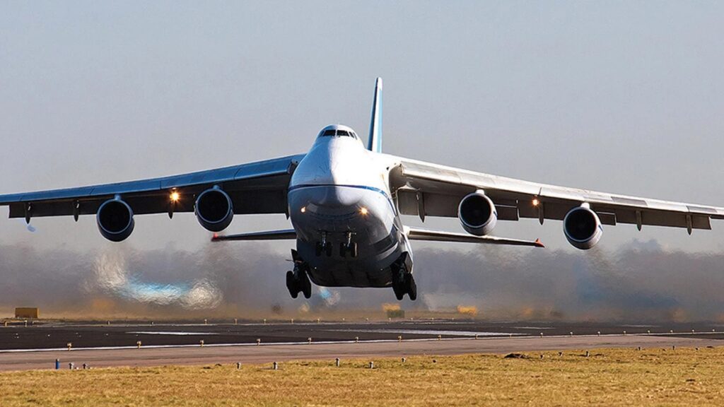 Antonov An-124: Ağır Yük Taşımacılığının Gökyüzündeki Dev Mühendislik Projesi
