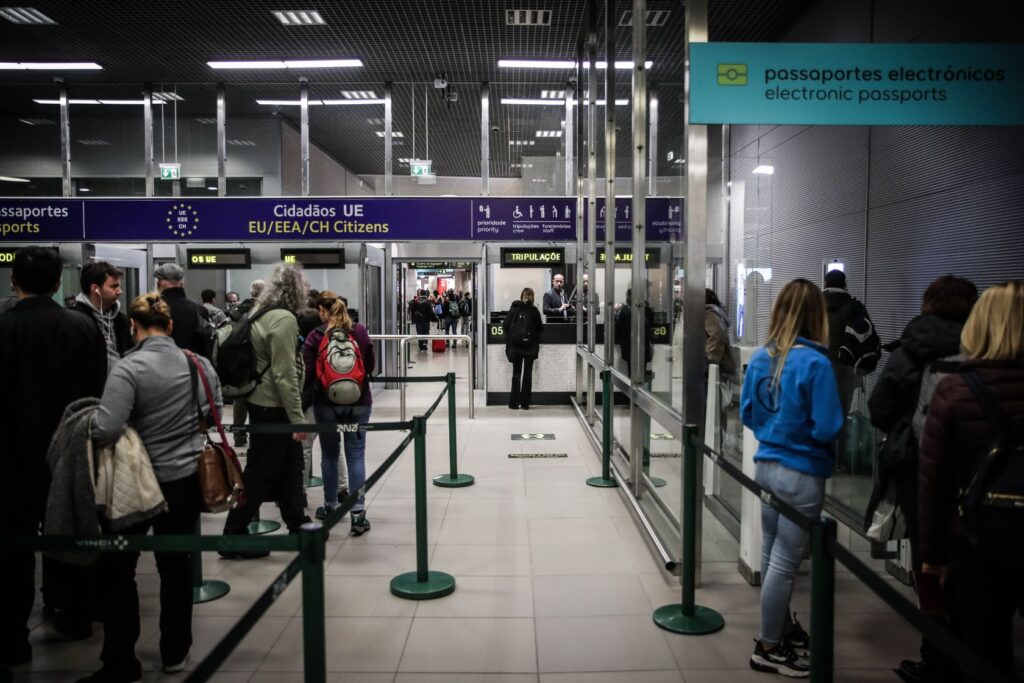 Portekiz’de AB Dışı Yolcular İçin Tam Biyometrik Kontrol Dönemi