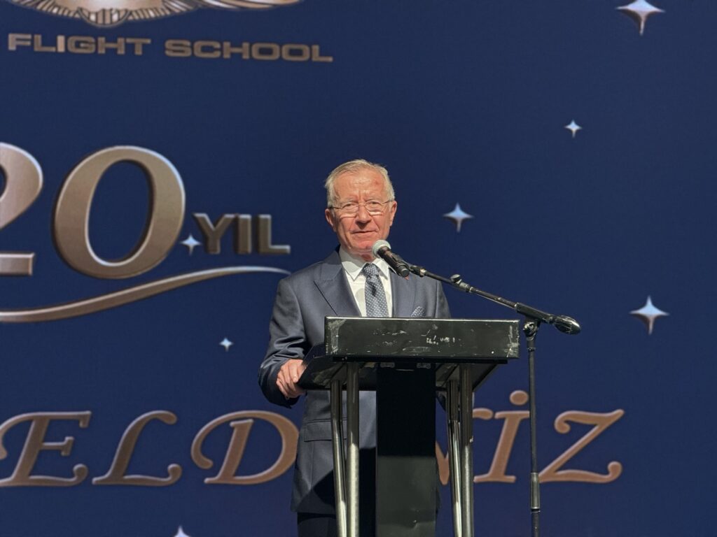 AYJET Uçuş Okulu 20. Yılını Kutladı