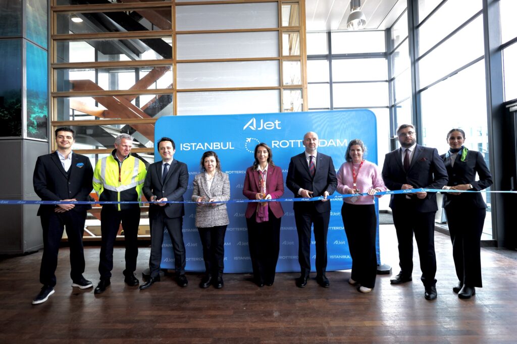 AJet’in İstanbul – Rotterdam seferleri başladı