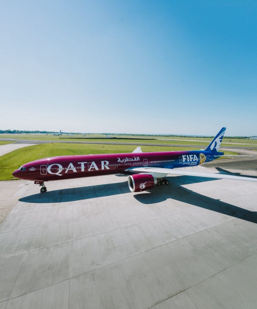 Şampiyonluk Gökyüzünde: Qatar Airways PSG’yi, Emirates ise Arsenal’i Kutladı