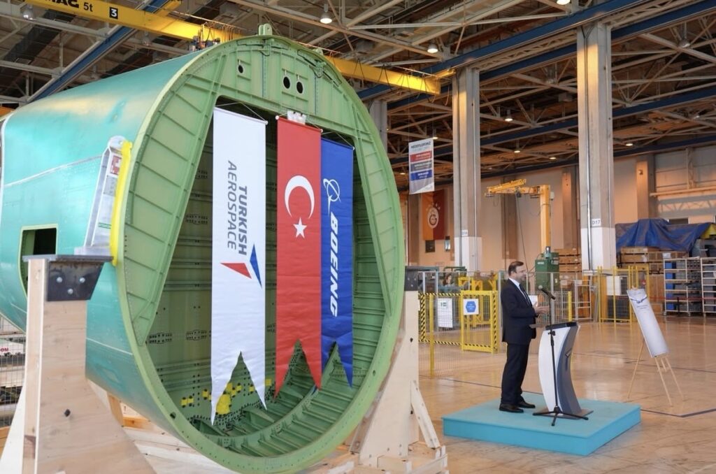 Boeing’in En Yeni Üyesine Türk İmzası: TUSAŞ, 737 MAX 10 İçin İlk Teslimatı Yaptı