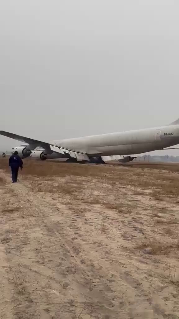 Kinşasa’da 56 Yıllık DC-8 Pistten Çıktı DC-8