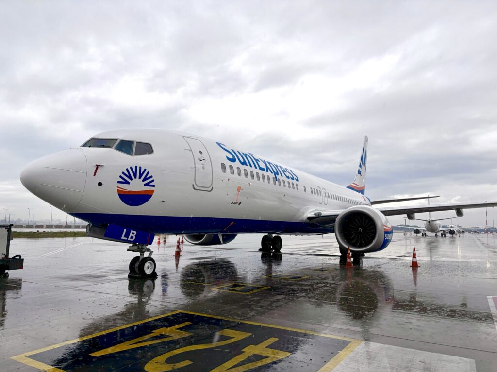 SunExpress, 2 Boeing 737-8 Uçağını Daha Fabrikadan Teslim Aldı